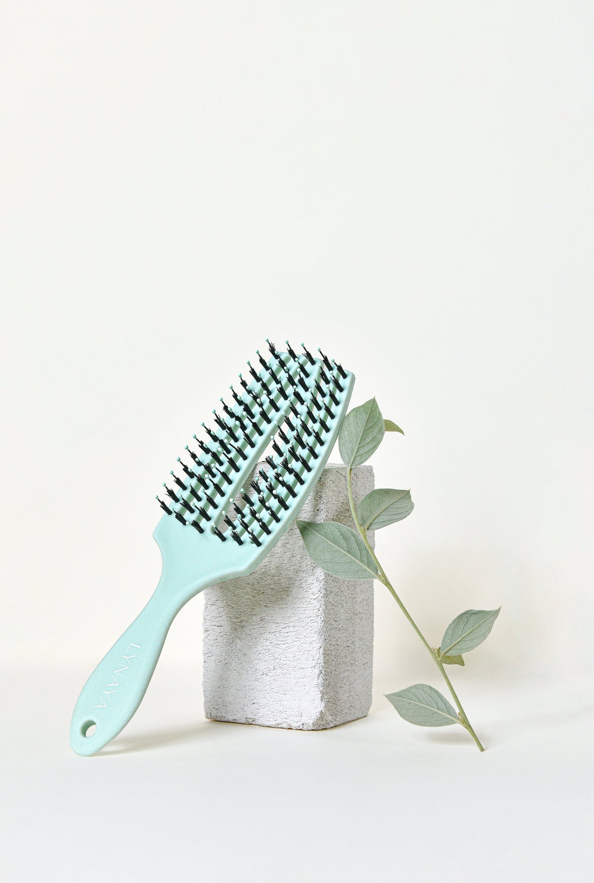 Brosse démêlante anti-casse et sans douleurs - Vert d’eau