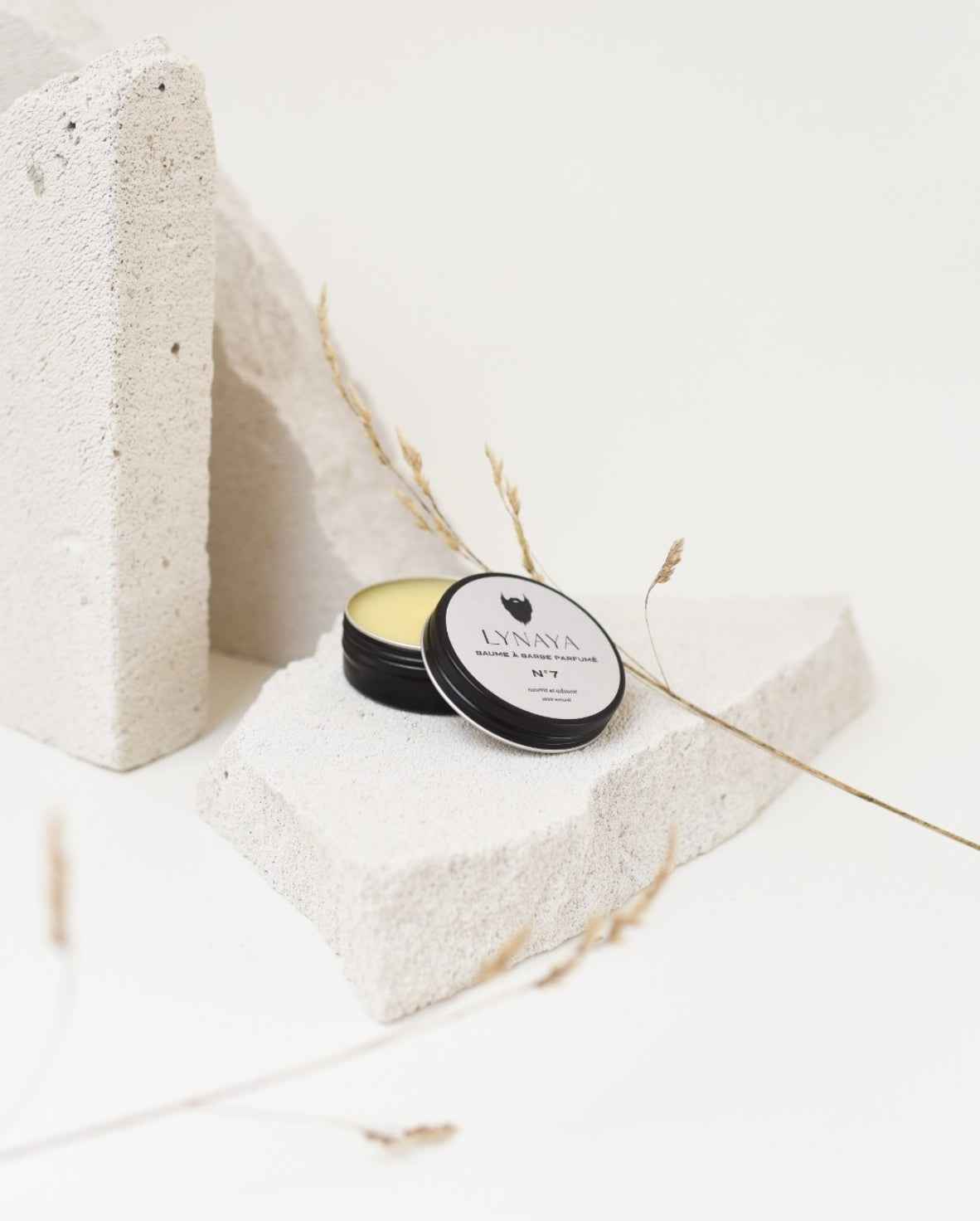 Baume barbe n°7 - Senteur aromatique et de bois chaud (Invictus)