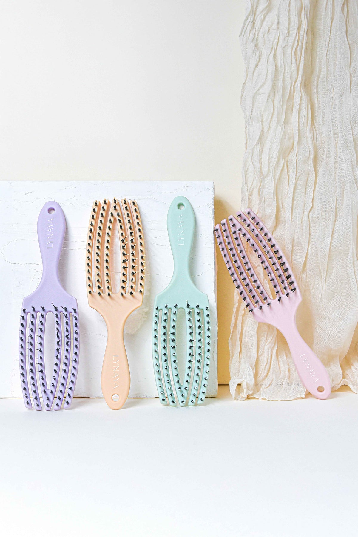 Brosse démêlante anti-casse et sans douleurs - Rose Blush