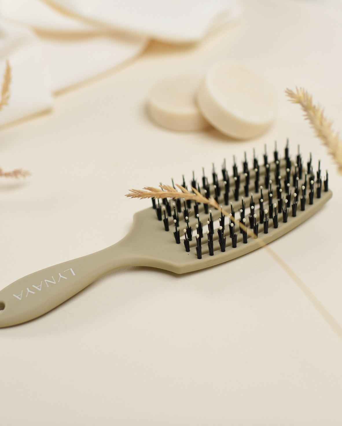 Brosse démêlante anti-casse et sans douleurs